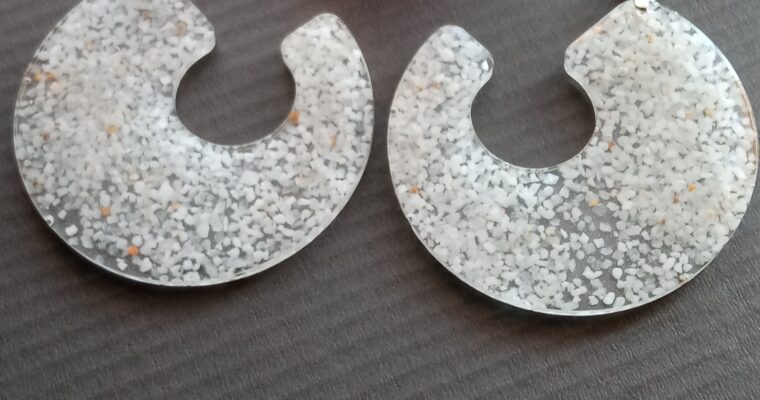 Aretes media Luna