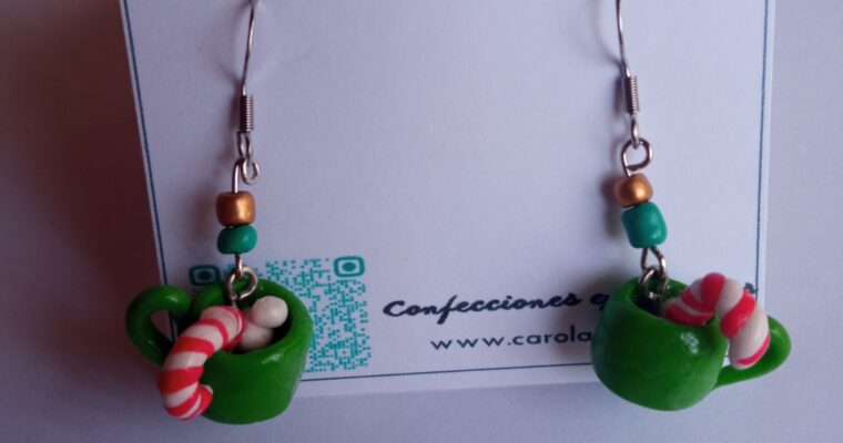 Aretes Tazas Navideñas