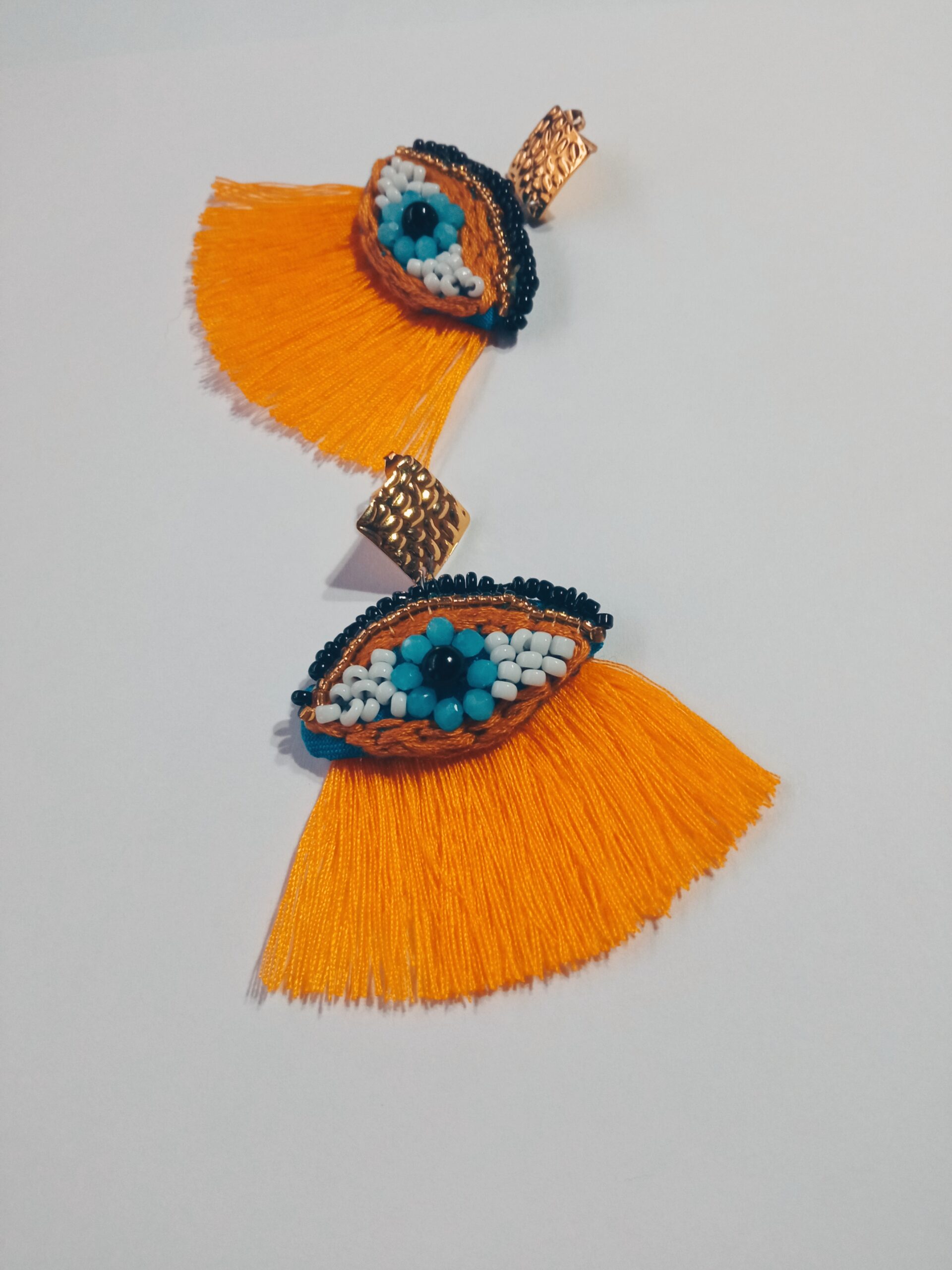 Aretes Ojo Turco  Hechos a mano. Diseño único. $10.000